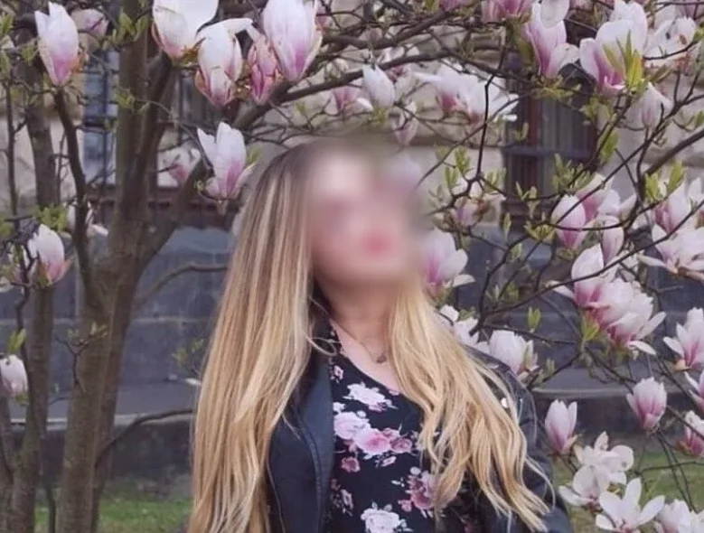 Pilar, 25 años